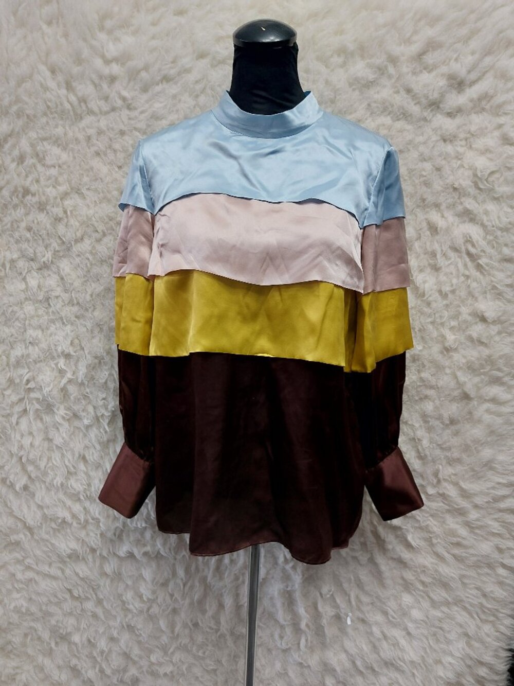Massimo Dutti Limited Edition 100% Silk Blouse Bow Detail US 8